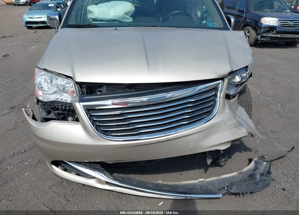 2014 CHRYSLER TOWN & COUNTRY TOURING-L VIN: 2C4RC1CG8ER374298