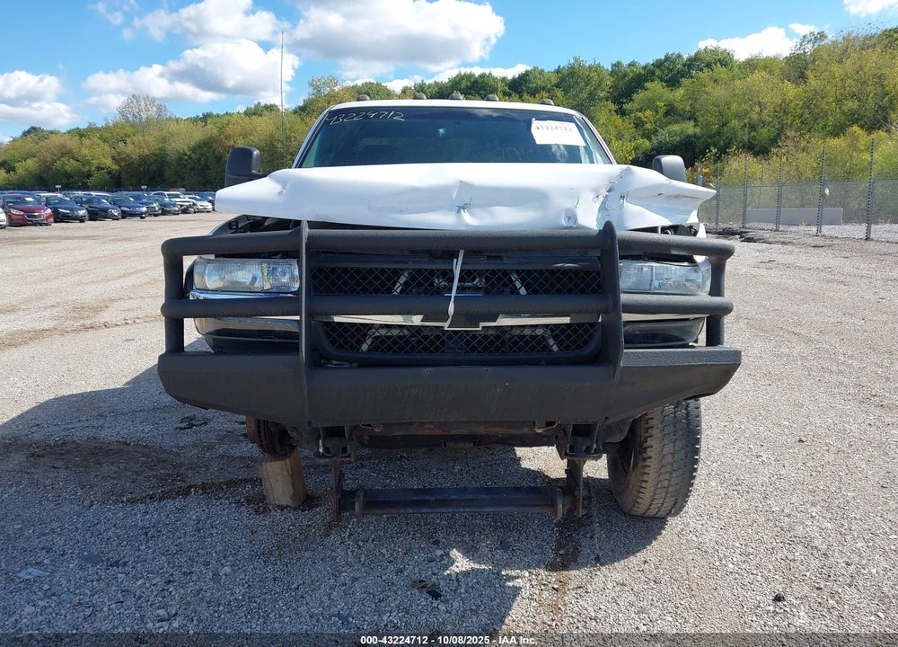 2002 CHEVROLET SILVERADO 2500HD VIN: 1GCHK29G32E272525