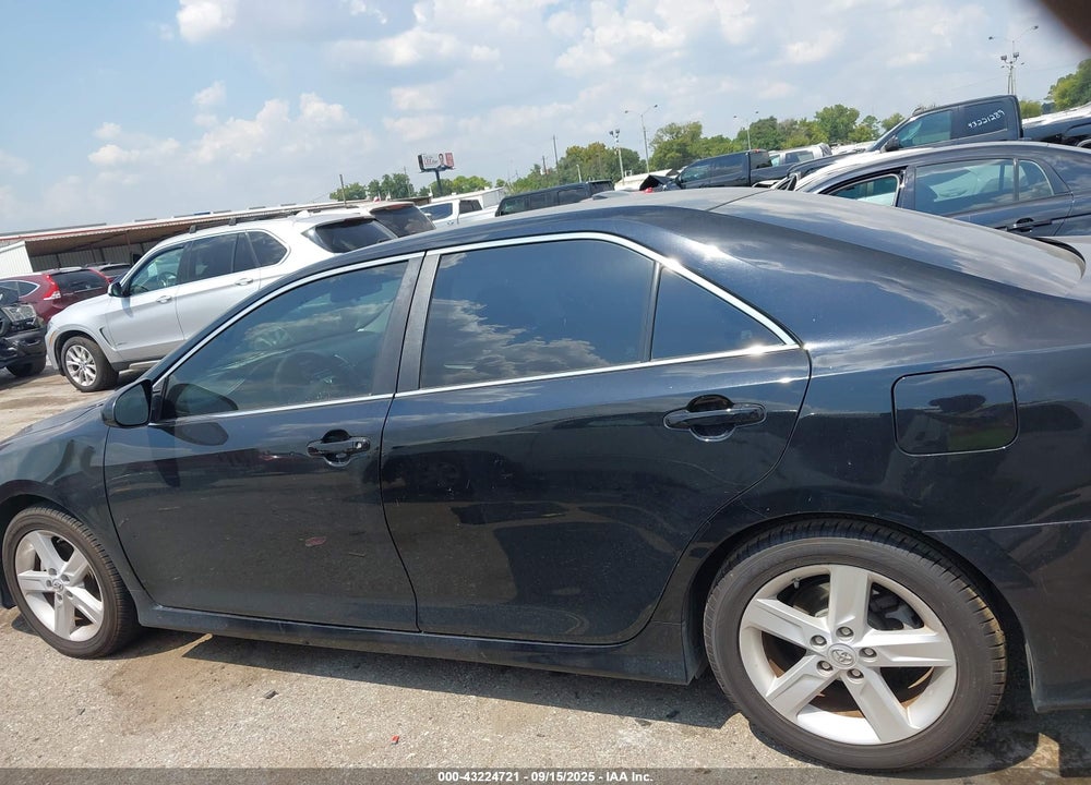 2014 TOYOTA CAMRY SE VIN: 4T1BF1FK6EU314897