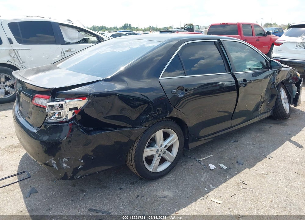 2014 TOYOTA CAMRY SE VIN: 4T1BF1FK6EU314897