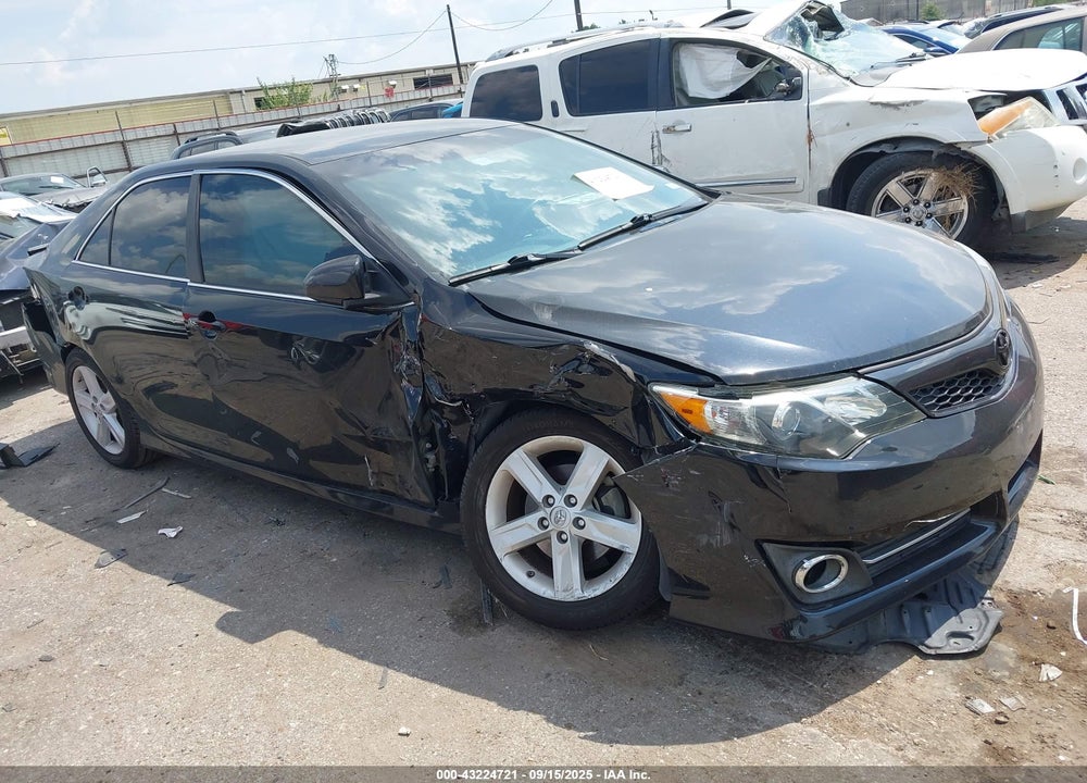 2014 TOYOTA CAMRY SE VIN: 4T1BF1FK6EU314897