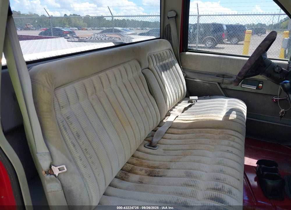 1991 CHEVROLET GMT-400 C1500 VIN: 1GCDC14ZXMZ165109