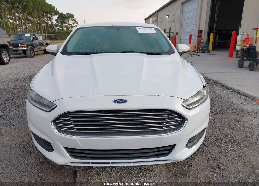2016 FORD FUSION S VIN: 3FA6P0G72GR177321