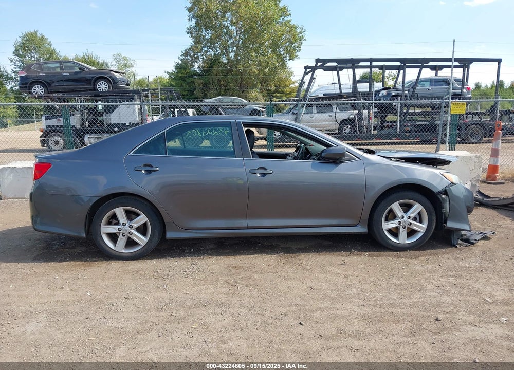 2014 TOYOTA CAMRY SE VIN: 4T1BF1FK7EU310289