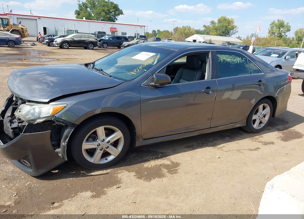 2014 TOYOTA CAMRY SE VIN: 4T1BF1FK7EU310289
