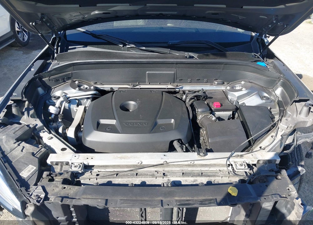 2016 VOLVO XC90 VIN: YV4A22PL3G1044330