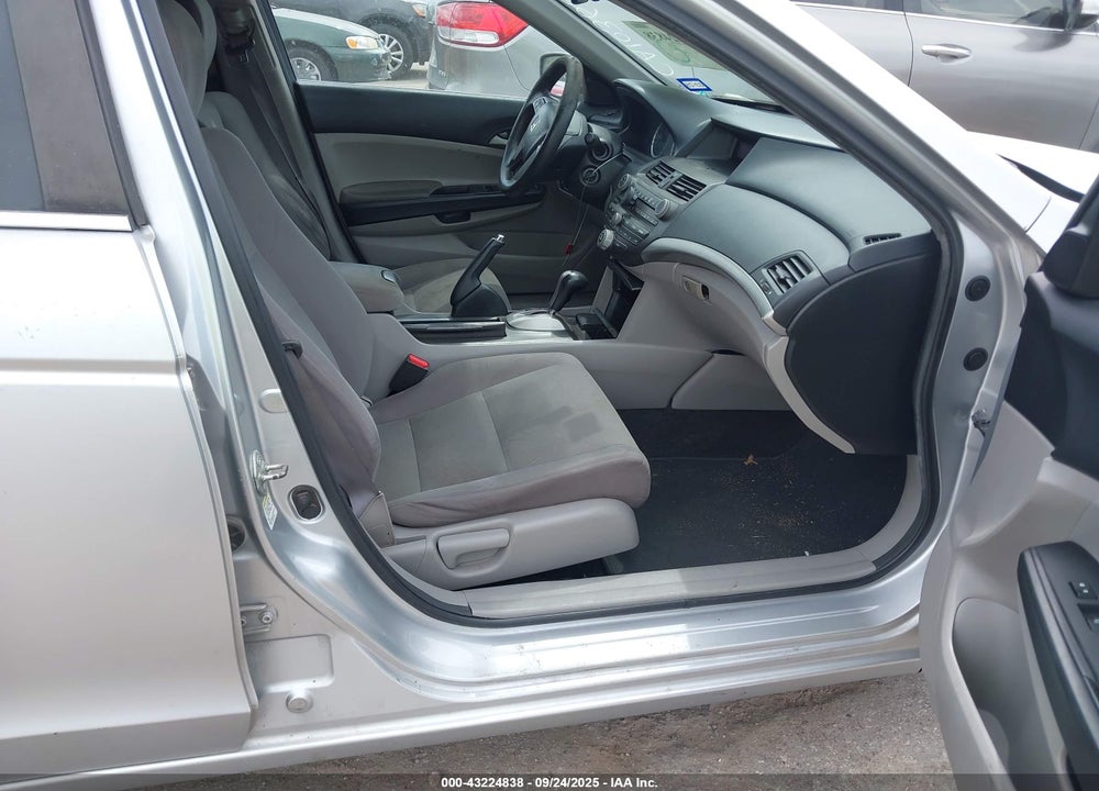 2012 HONDA ACCORD VIN: 1HGCP2F49CA103657