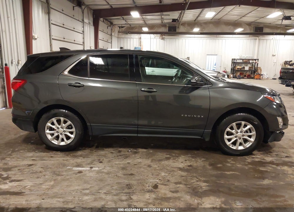 2018 CHEVROLET EQUINOX VIN: 2GNAXSEV5J6188272