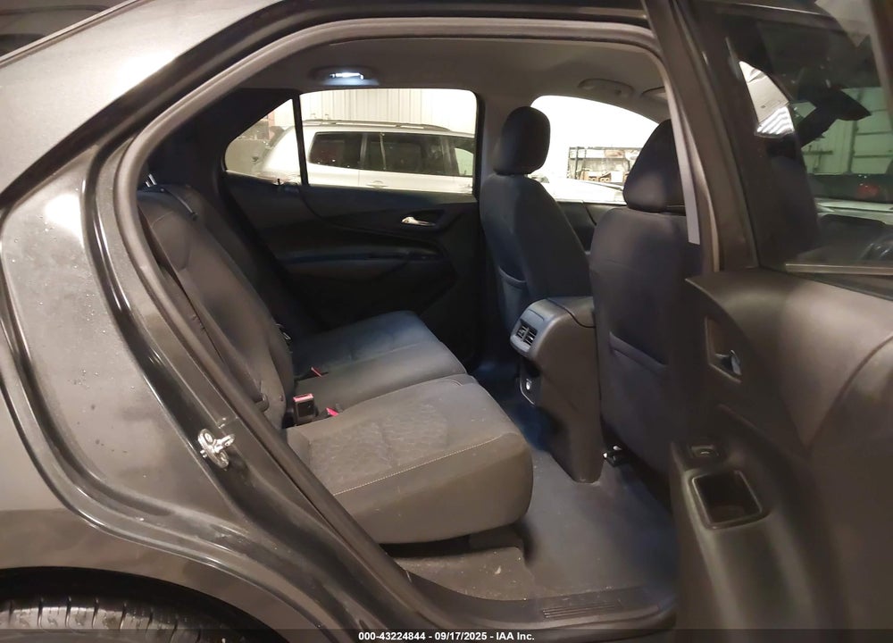 2018 CHEVROLET EQUINOX VIN: 2GNAXSEV5J6188272