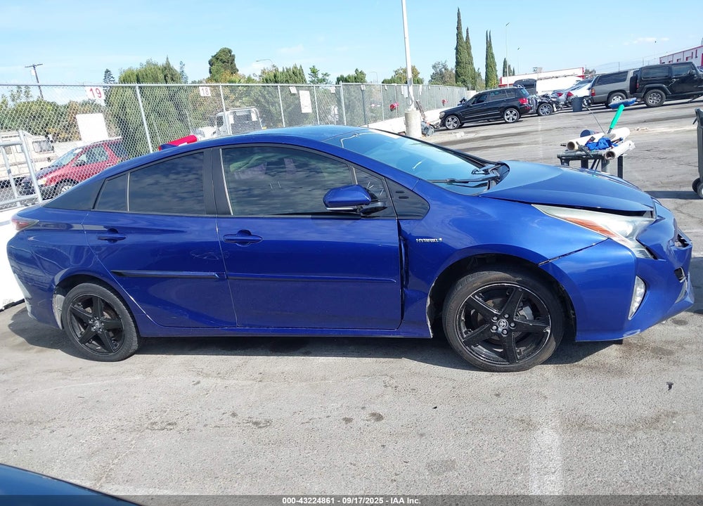 2016 TOYOTA PRIUS THREE TOURING VIN: JTDKARFU1G3500844