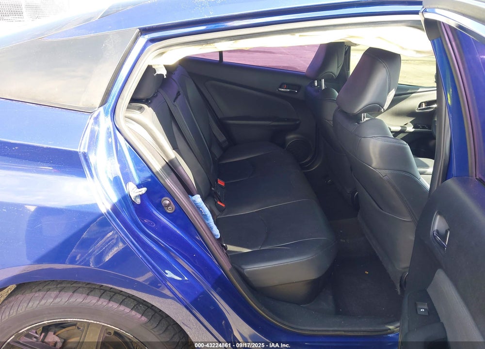 2016 TOYOTA PRIUS THREE TOURING VIN: JTDKARFU1G3500844