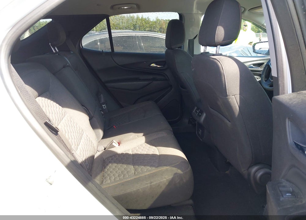 2019 CHEVROLET EQUINOX VIN: 3GNAXUEV1KS662975