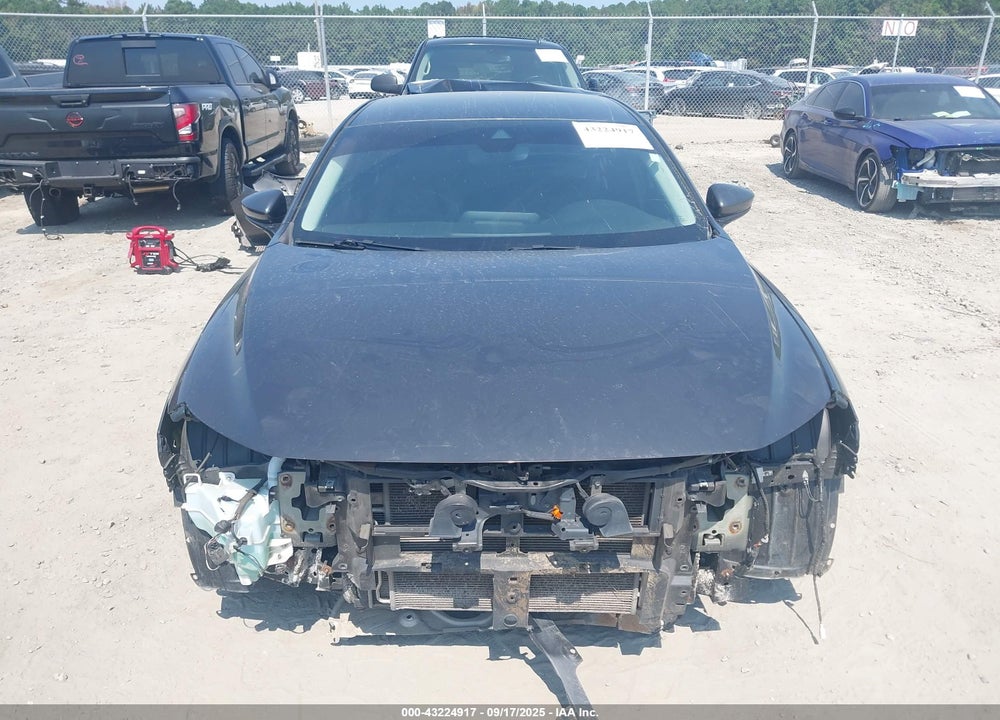 2020 MAZDA 3 SELECT PACKAGE VIN: 3MZBPACL9LM131636