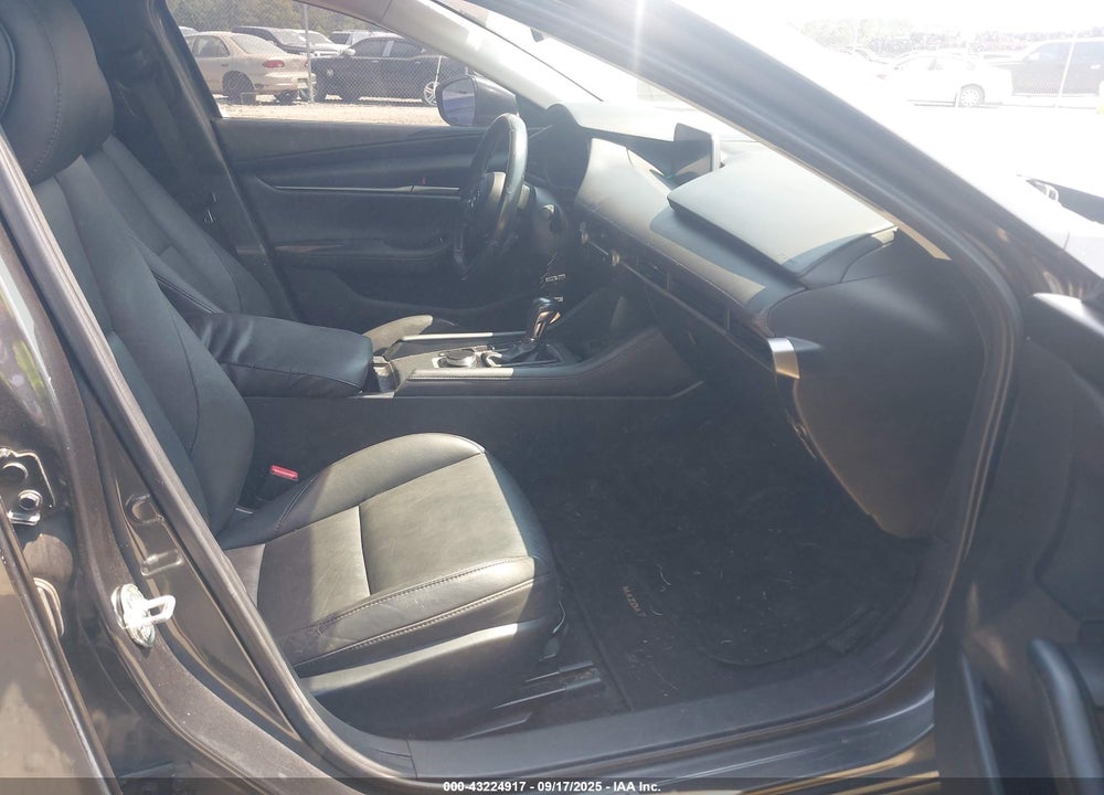 2020 MAZDA 3 SELECT PACKAGE VIN: 3MZBPACL9LM131636