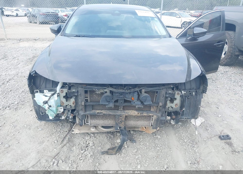2020 MAZDA 3 SELECT PACKAGE VIN: 3MZBPACL9LM131636