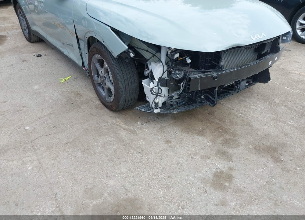2025 KIA K4 VIN: 3KPFT4DE0SE071613