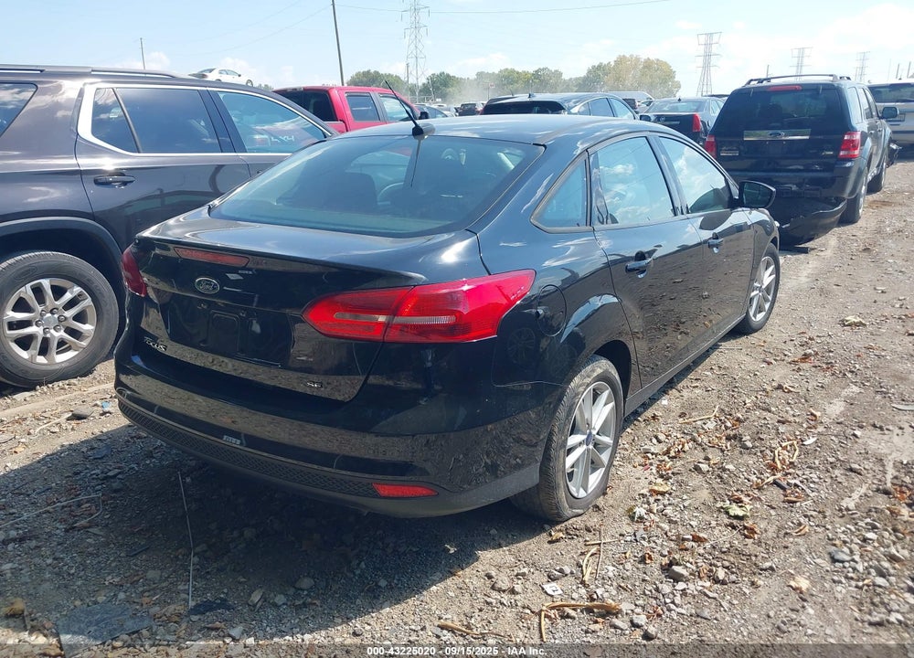 2018 FORD FOCUS SE VIN: 1FADP3F23JL327537