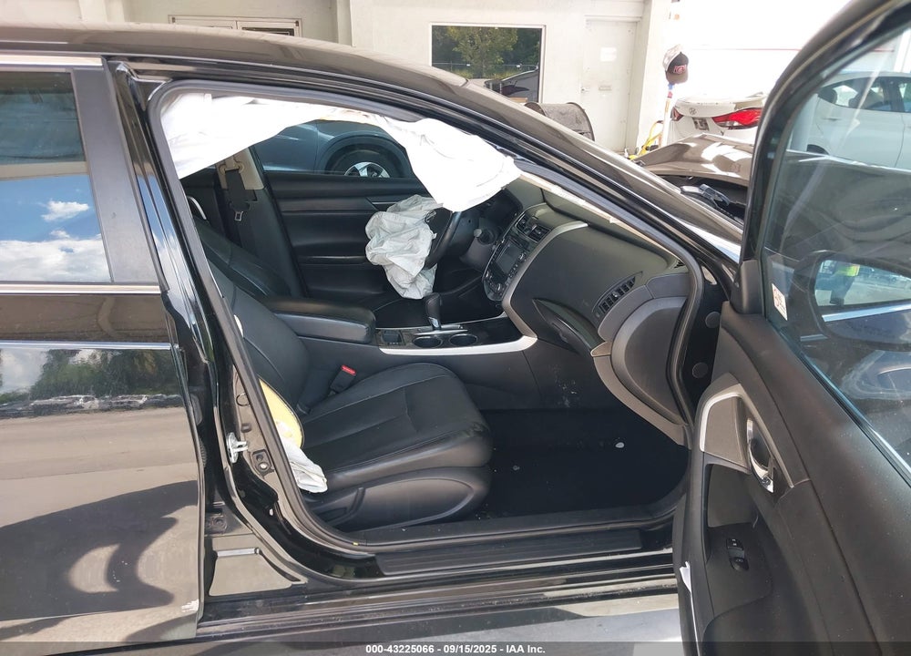 2014 NISSAN ALTIMA VIN: 1N4AL3AP1EN333672