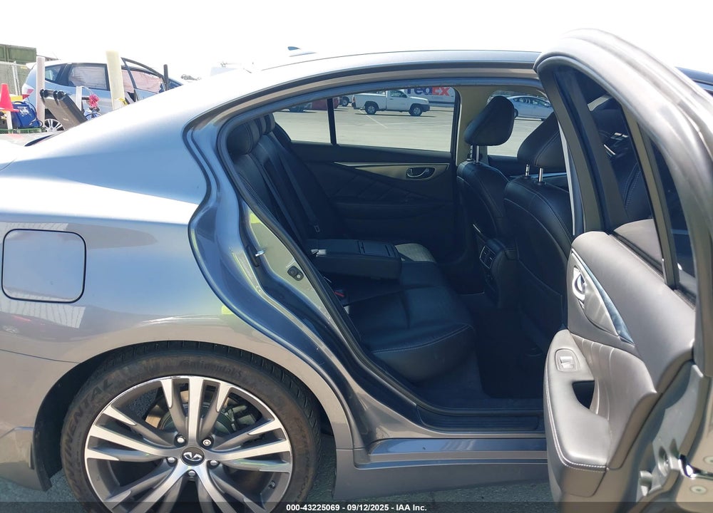 2018 INFINITI Q50 VIN: JN1EV7AP3JM355172