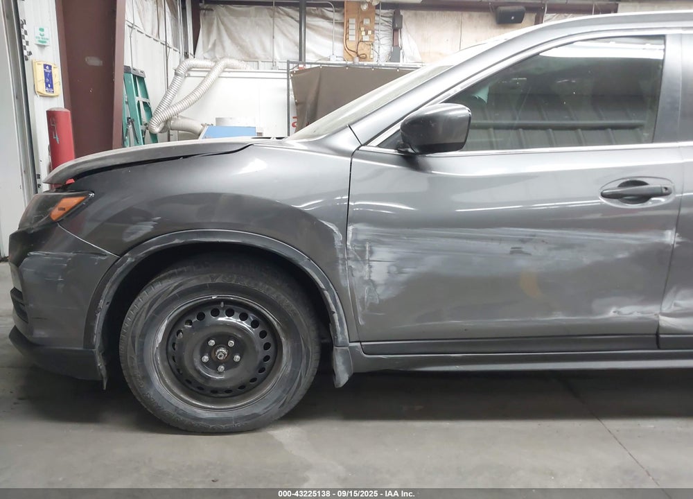 2017 NISSAN ROGUE VIN: JN8AT2MT2HW392987