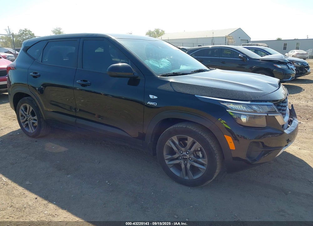 2023 KIA SELTOS LX VIN: KNDEPCAA6P7363835