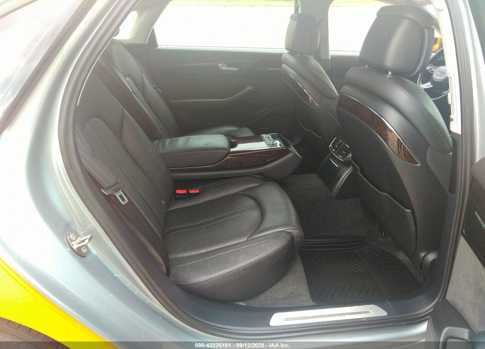 2012 AUDI A8 L QUATTRO VIN: WAURVAFD6CN003062