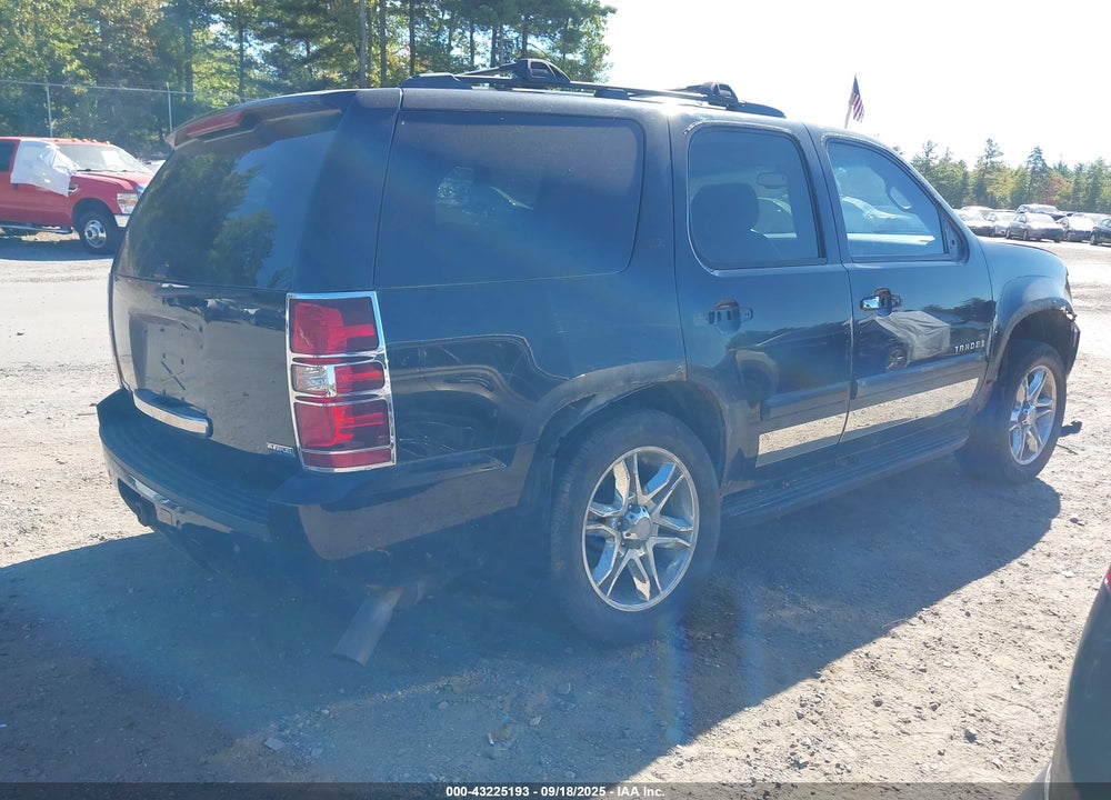 2007 CHEVROLET TAHOE LTZ VIN: 1GNFK13037J324366