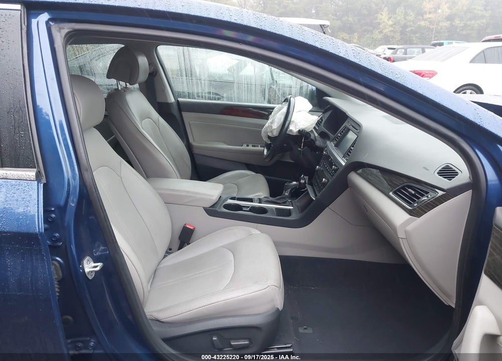 2017 HYUNDAI SONATA VIN: 5NPE34AF1HH489479