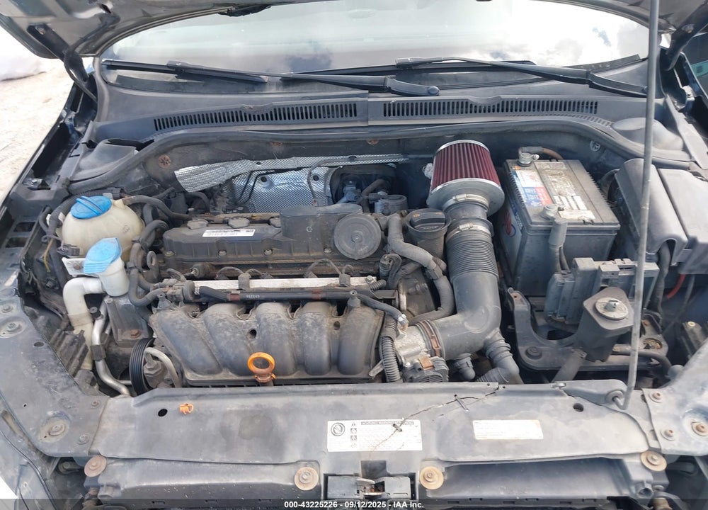 2013 VOLKSWAGEN JETTA 2.5L SE VIN: 3VWDP7AJXDM426100