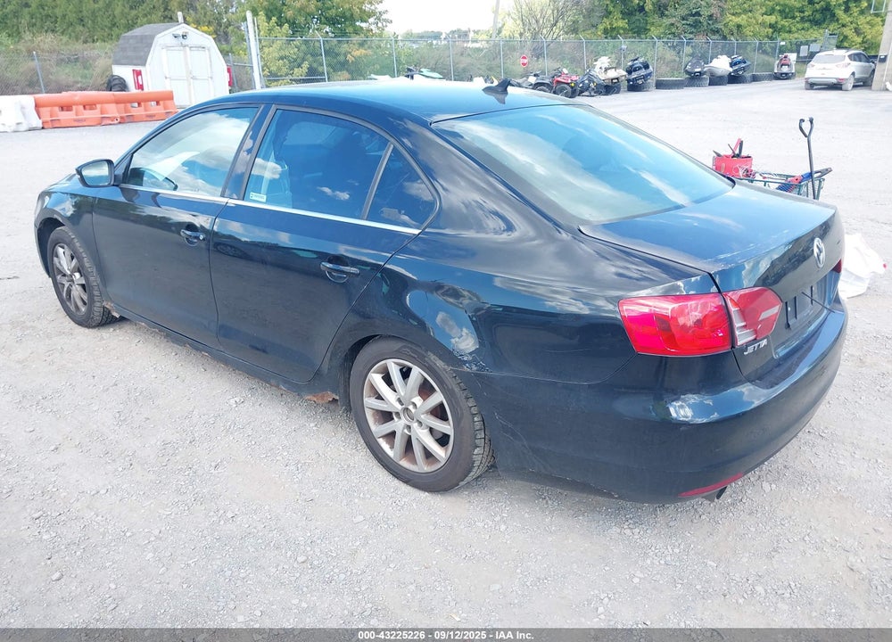 2013 VOLKSWAGEN JETTA 2.5L SE VIN: 3VWDP7AJXDM426100