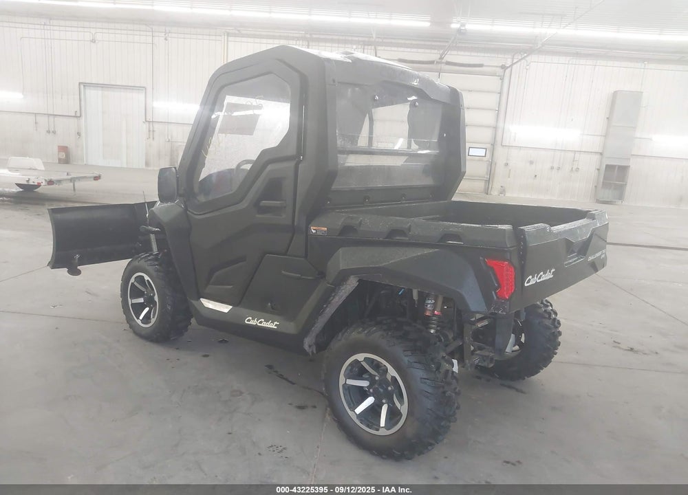 2018 CUB CADET CHALLENGER VIN: LWGMDWZ48JA001620