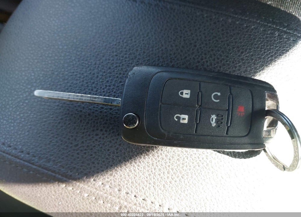 2014 CHEVROLET CRUZE VIN: 1G1PC5SB5E7366240