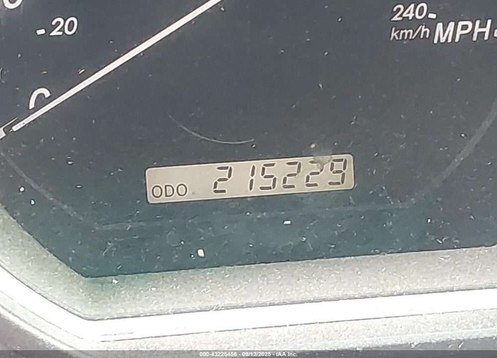 2005 LEXUS RX 330 VIN: JTJHA31U350075864