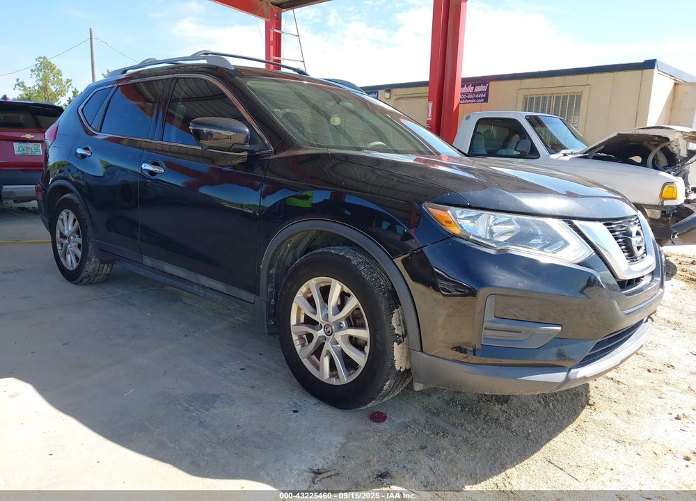 2017 NISSAN ROGUE SV VIN: 5N1AT2MT2HC764126