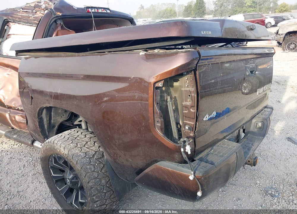 2017 TOYOTA TUNDRA VIN: 5TFAW5F19HX660797