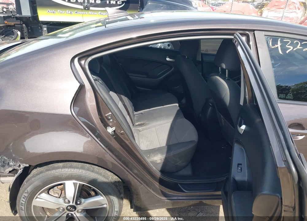 2018 KIA FORTE LX VIN: 3KPFL4A74JE216849