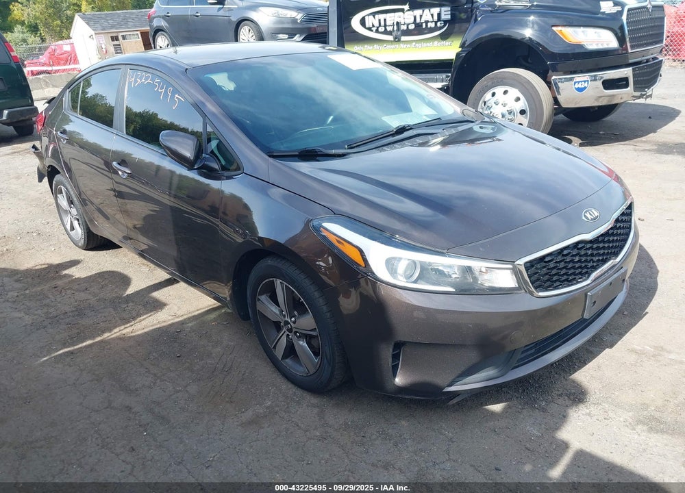 2018 KIA FORTE LX VIN: 3KPFL4A74JE216849