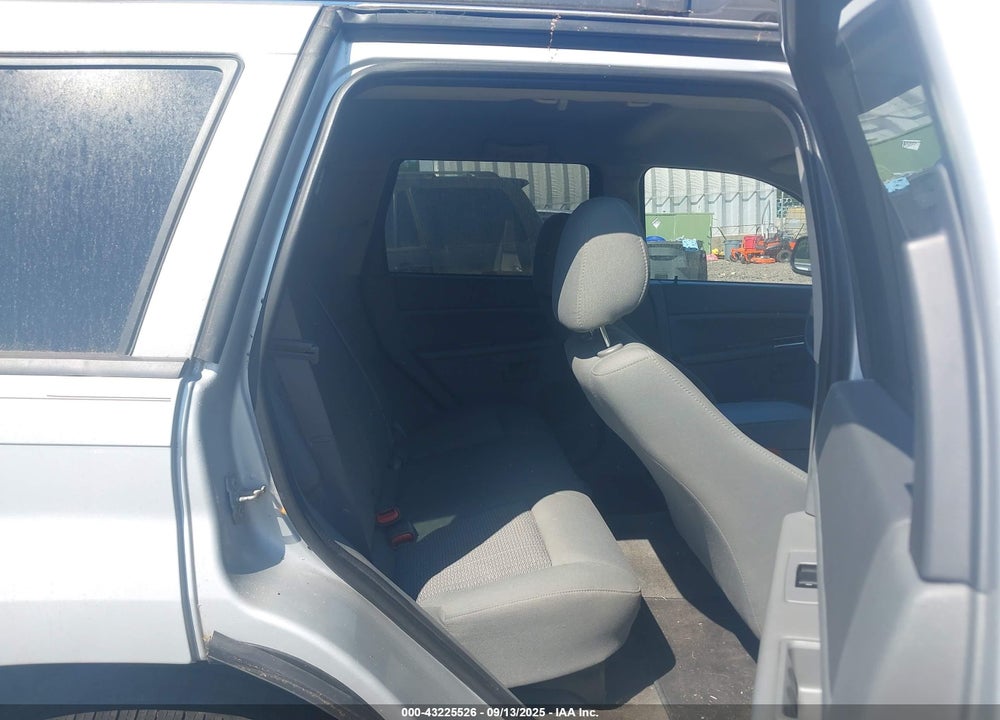 2007 JEEP GRAND CHEROKEE LAREDO VIN: 1J8GR48K37C605875