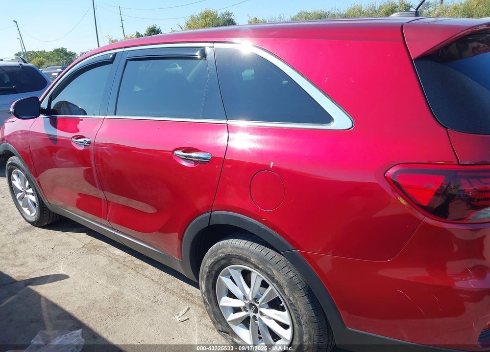 2020 KIA SORENTO 2.4L LX VIN: 5XYPG4A33LG711944