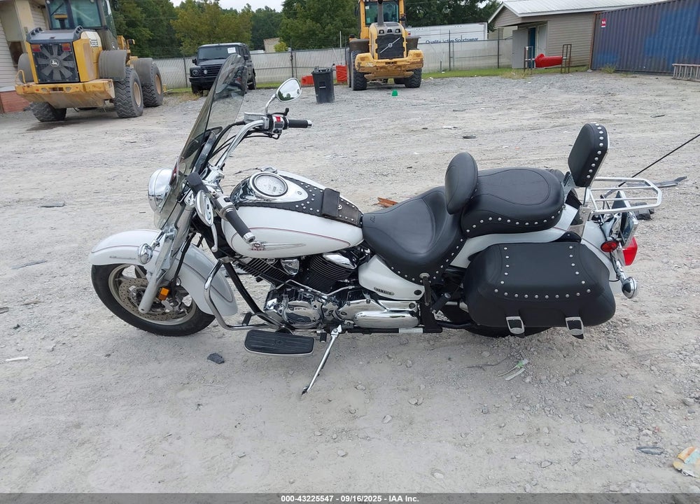2005 YAMAHA XVS1100 A VIN: JYAVP11E45A070521