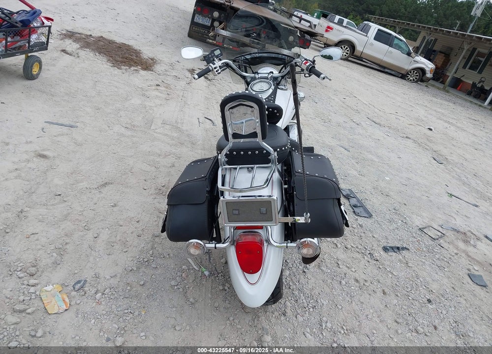 2005 YAMAHA XVS1100 A VIN: JYAVP11E45A070521