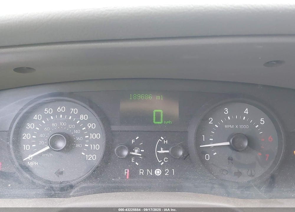 2006 MERCURY GRAND MARQUIS VIN: 2MHHM75W06X615723