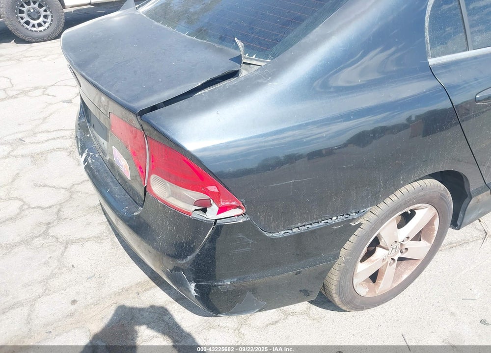 2008 HONDA CIVIC VIN: 2HGFA16838H306340