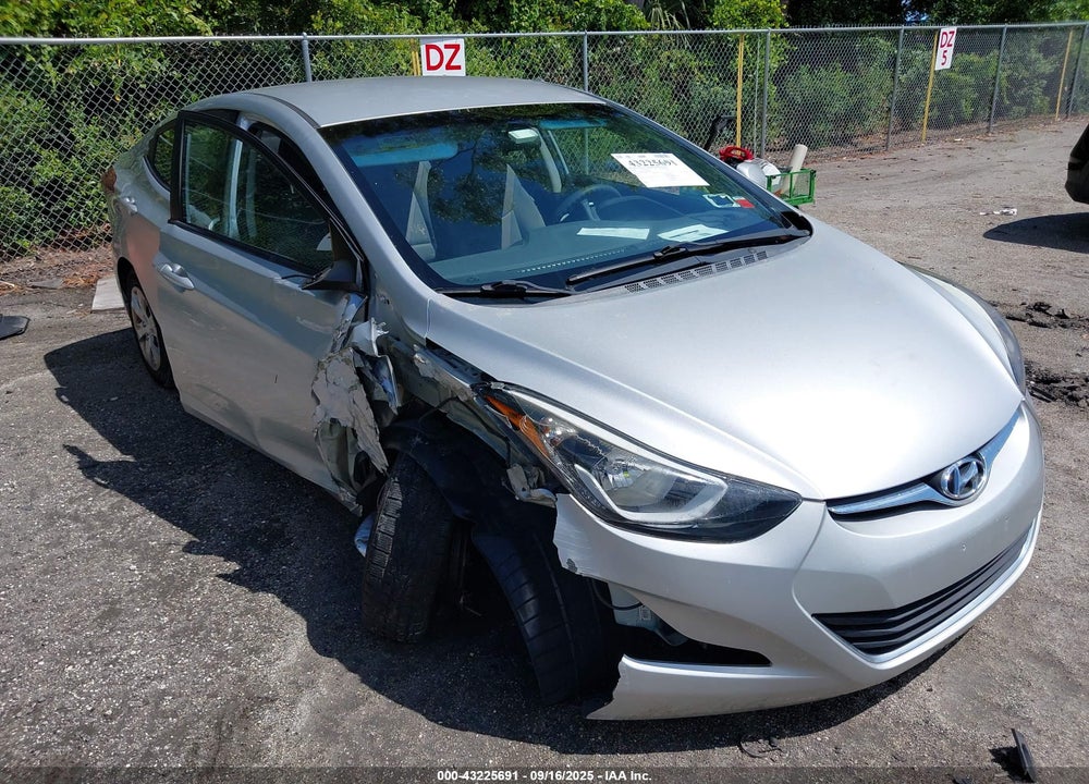 2016 HYUNDAI ELANTRA SE VIN: 5NPDH4AE3GH666410