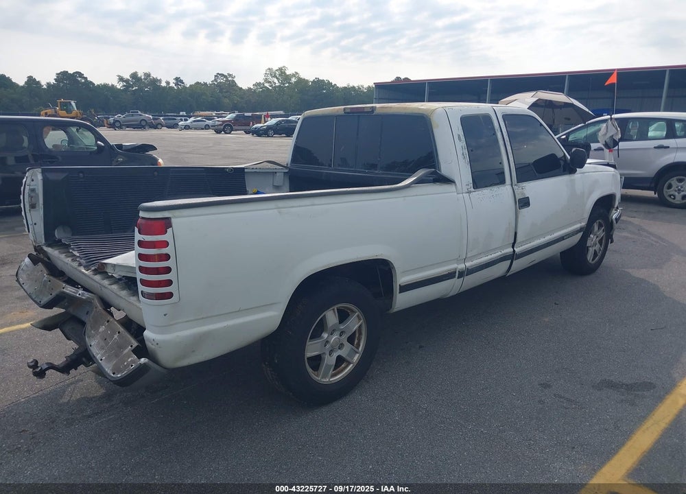 1998 GMC SIERRA 1500 SL WIDESIDE VIN: 2GTEC19R7W1537272