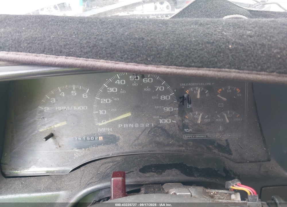 1998 GMC SIERRA 1500 SL WIDESIDE VIN: 2GTEC19R7W1537272