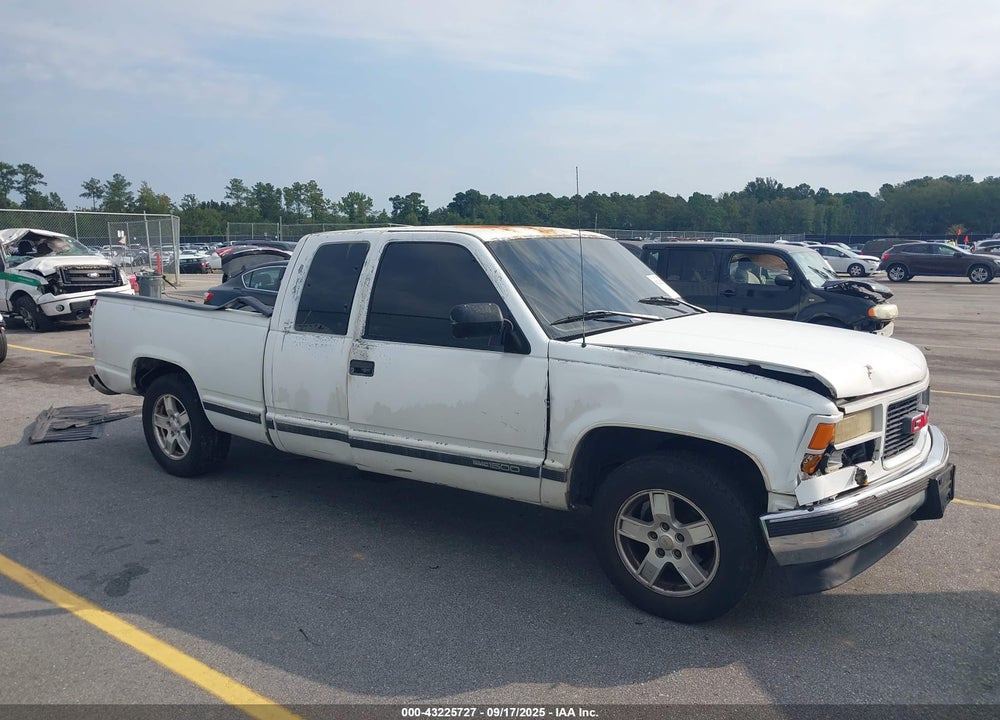 1998 GMC SIERRA 1500 SL WIDESIDE VIN: 2GTEC19R7W1537272