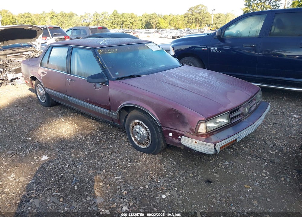 1990 OLDSMOBILE DELTA 88 ROYALE VIN: 1G3HN54CXL1840808