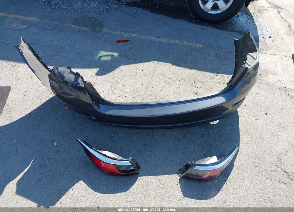 2017 TOYOTA YARIS IA VIN: 3MYDLBYV5HY189526