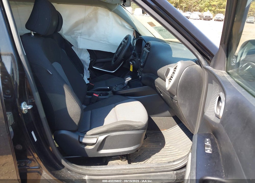 2021 KIA SOUL VIN: KNDJ23AUXM7143083
